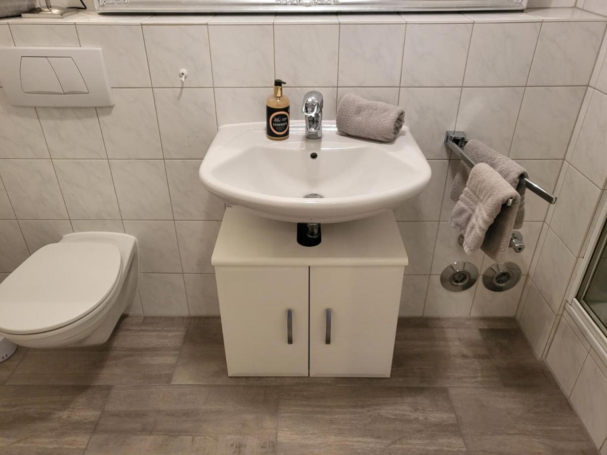 Ferienwohnung Deichglueck - Direkt Am Boehler Sandstrand Sankt Peter-Ording Esterno foto